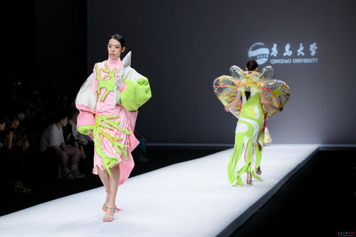 我校舉行服裝與服飾設計專業(yè)優(yōu)秀畢業(yè)生作品專場發(fā)布會